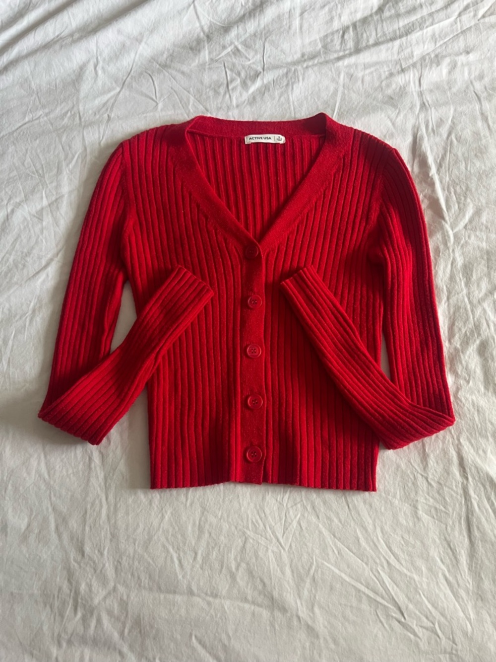 Active USA Red Ribbed V-Neck Button Cardigan - Picture 2 of 9